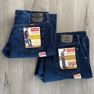 🐴 2 pairs of Wrangler 38x34 relaxed fit denim jeans. New!